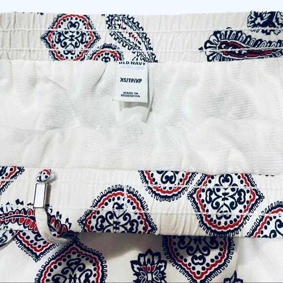 Old Navy White Paisley Print Skirt - Picture 4 of 5
